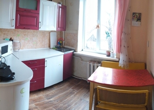 Продам недорого 2-комнатную квартиру,  Пролетарский район  #1704878