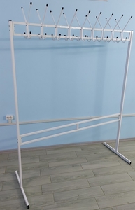 Вешалка напольная металлическая #1703942