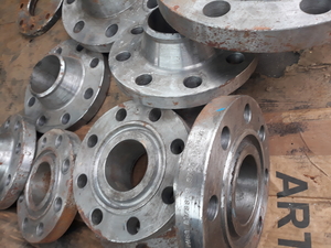 куплю нержавеющие отводы, фланцы, переходы, трубу, лист, кругляк.... #1533506