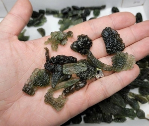 Куплю натуральный камень Молдавит (Влтавин) #1715367