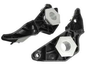 БМВ е60 кронштейн-адаптер крепления фары передней. #1608419