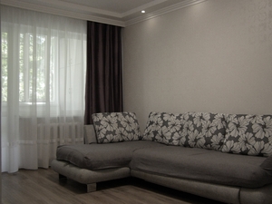 2-комнатная квартира с хорошим ремонтом,  Центр. ул. Степана Разина дом 75. 2/9эт #1714215