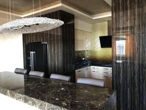 В Новом доме 4-х комнатная квартира в Центре. Район Набережной #1716726