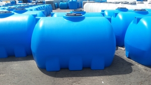 Пластиковые емкости разных размеров и форм Киев Рожны #1117998