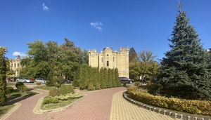 Продаётся квартира в особняке в центре Киева в парке КПИ. Хозяин #1720341