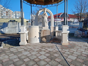 Озоблення території культових споруд виробами з натурального каменю. #1722464