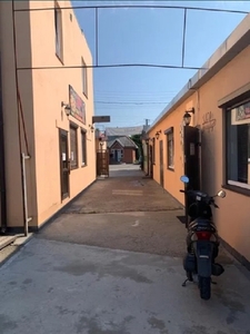 Прохідне місце 100 кв. 1 -поверх смт. Калинівка #1726126