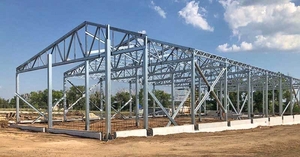 Строительство прямостенных ангаров  Строительство ангара из металлоконструкций.  #1727978