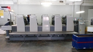 П'ятикольорова машина Komori Spica 529 #1729717