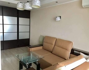 Сдам 2х комн. кв-ру в центре по ул. Независимости 3000 грн/мес #1733670