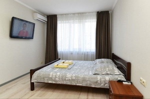 Сдам 2х комн кв-ру в центре по ул.Ленина 3000 грн/мес #1734239