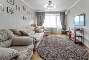 Сдам 2х комн кв-ру в центре по ул.Свободы  3000 грн/мес #1734317