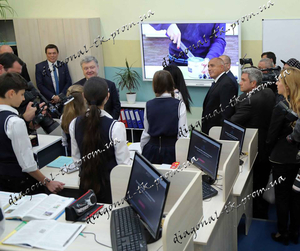 Жилет для дівчинки шкільний синій #1735076