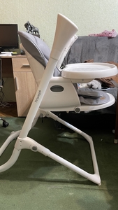 Стульчик-качели Carrello Triumph #1734940