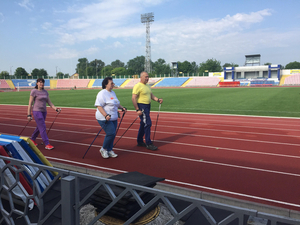 Обучаю скандинавской ходьбе. #1734287