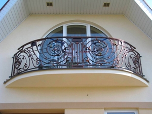 Продажа кованных распашных ворот из профнастила,  навесов,  заборов,  беседок #1735772