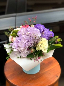 Цветы с доставкой по Украине: розы,  тюльпаны,  сборные и экзотические букеты #1736766