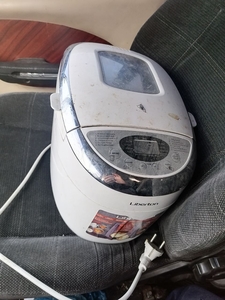 Продам хлебопечку LIBERTON LBM 8211 в отличном состоянии.  #1737701