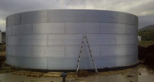 Резервуары емкости для удобрений и для воды  #1737879