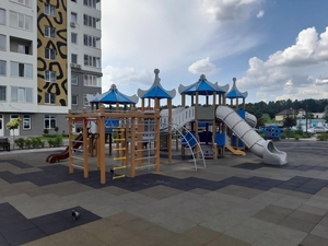 Продаю большую (60 кв.м.) 1-комнатную кв-ру ЖК 