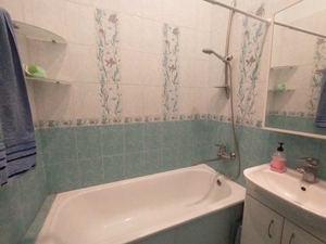 Сдам квартиру в центре возле метро #1739098