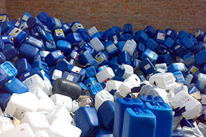 Куплю  флакон,  канистры ПНД, Отходы пленок,  ПЕТ бутылку,  Макулатуру #1740850