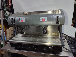 Кофеварка проффесиональная #1743236