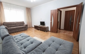 Сдам 2-х кiмн. кв-ру Миргород по вул. Гоголя  4800 грн/міс #1744346