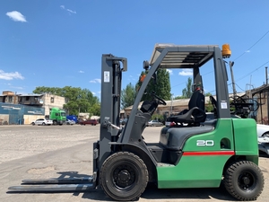 Вилочный автопогрузчик Nissan на 2 тонны,  с дополнительной гидролинией #1744895