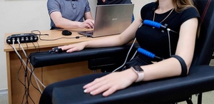 Тест помічника на детекторі брехні - послуга для бізнесменів #1745228