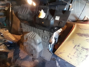 Mitsubishi lanser 9 2003г -2008г Панель пола багажника MR 547336 #1746672