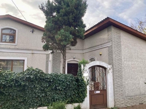 Продам 5-комнатный дом с двумя гаражами у моря в Одессе #1746868