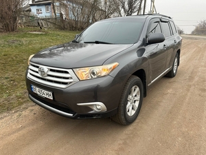 Продам автомобіль позашляховик #1747177