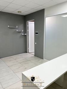 Здам в оренду кабінетофіс в центрі міста. #1747203