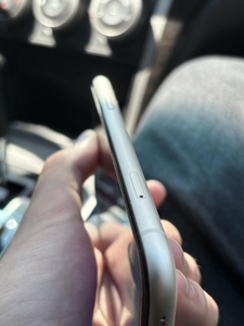 Продам iPhone 11 64GB у гарному стані — лише 7000 грн #1748574