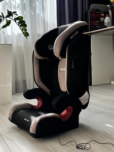 Продам вживане дитяче автокрісло Recaro Monza Nova #1748795