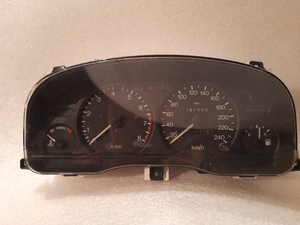 Приборна панель Ford Mondeo mk 1-2 1, 6-1.8   #1748911