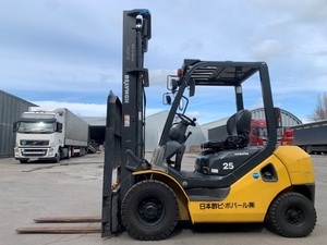 Вилочний автонавантажувач Komatsu,  з бічним зсувом та щоглою 4.5 метри. #1749035