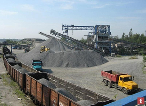 Шлак фракции 0-10,  0-40,  0-70,  10-40,  10-70 мм. вагонными нормами. #1749519