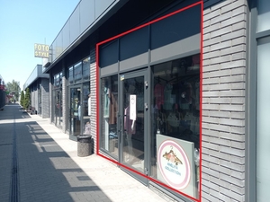 Приміщення на ринку Вода,  каналізація,  електрика  12 квт,  380 в.   #1747058