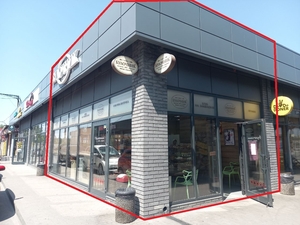 Оренда приміщення на ринку. Пересіченні рядів,  кутове.  #1747031