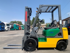 Вилковий автонавантажувач Komatsu з напрацюванням 1422 мотогодин. FG15C-16 #1751137