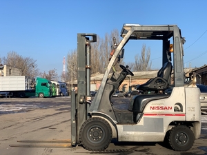 Газ-бензиновий навантажувач Nissan,  2012 року. Модель: P1F1A15D #1752515