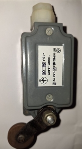 Вимикач ВП16РЕ23Б2 #1753112